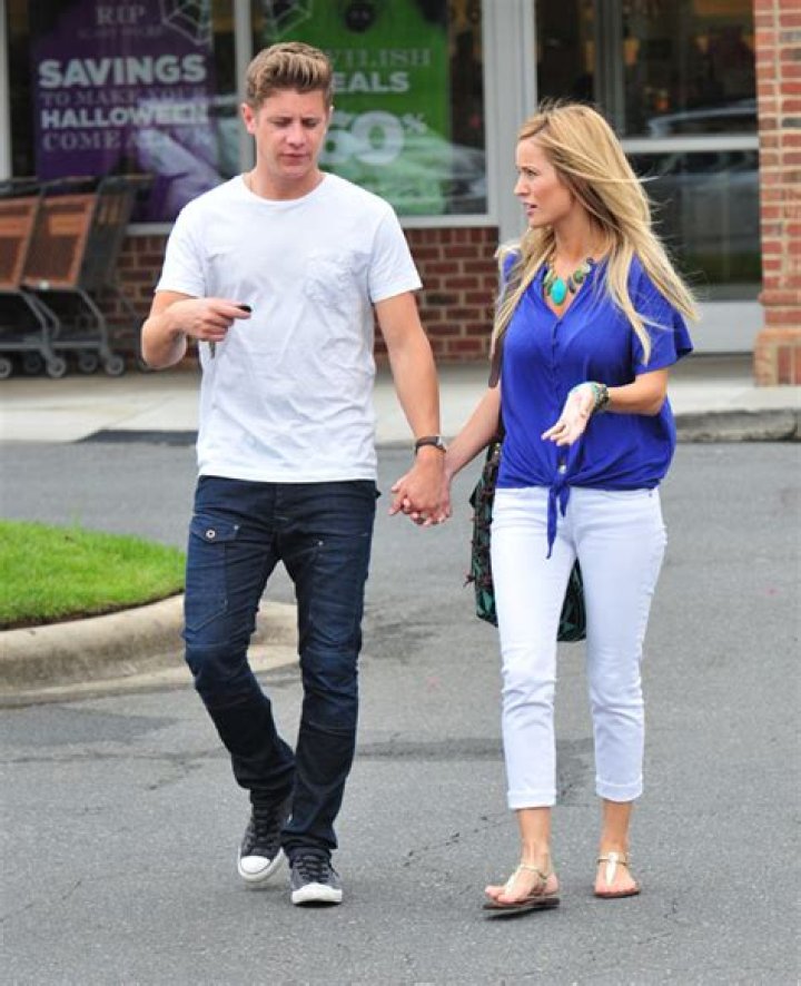 Jef Holm Was Dating 3 Girls When He Went On ‘The Bachelorette’ — Report