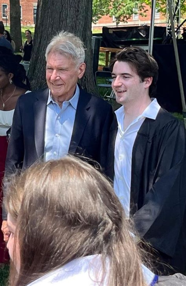 Harrison Ford & Calista Flockhart At Son Liam’s Graduation: Photos – Hollywood Life