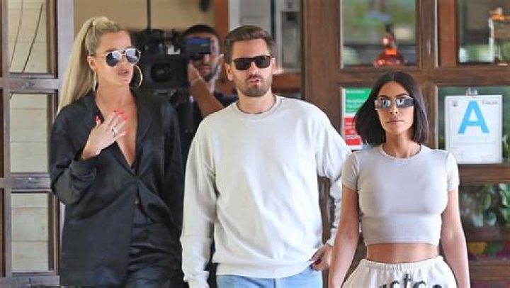 Kim Kardashian, Khloe & Scott Disick Film ‘KUWTK’ In Malibu 3 Days After Announcing Show Will End