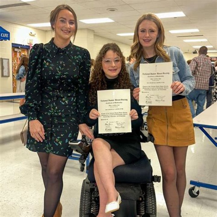 Leah Messer Honors Daughter Ali’s Muscular Dystrophy Battle in Tribute – Hollywood Life