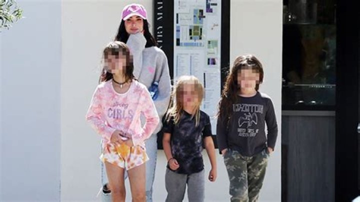 Megan Fox Takes Her 3 Sons To Get Ice Cream In Malibu: Photos – Hollywood Life