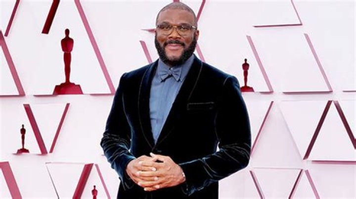 Tyler Perry Makes Powerful Oscars Speech, Urges People To ‘Refuse Hate’ & ‘Blanket Judgement’